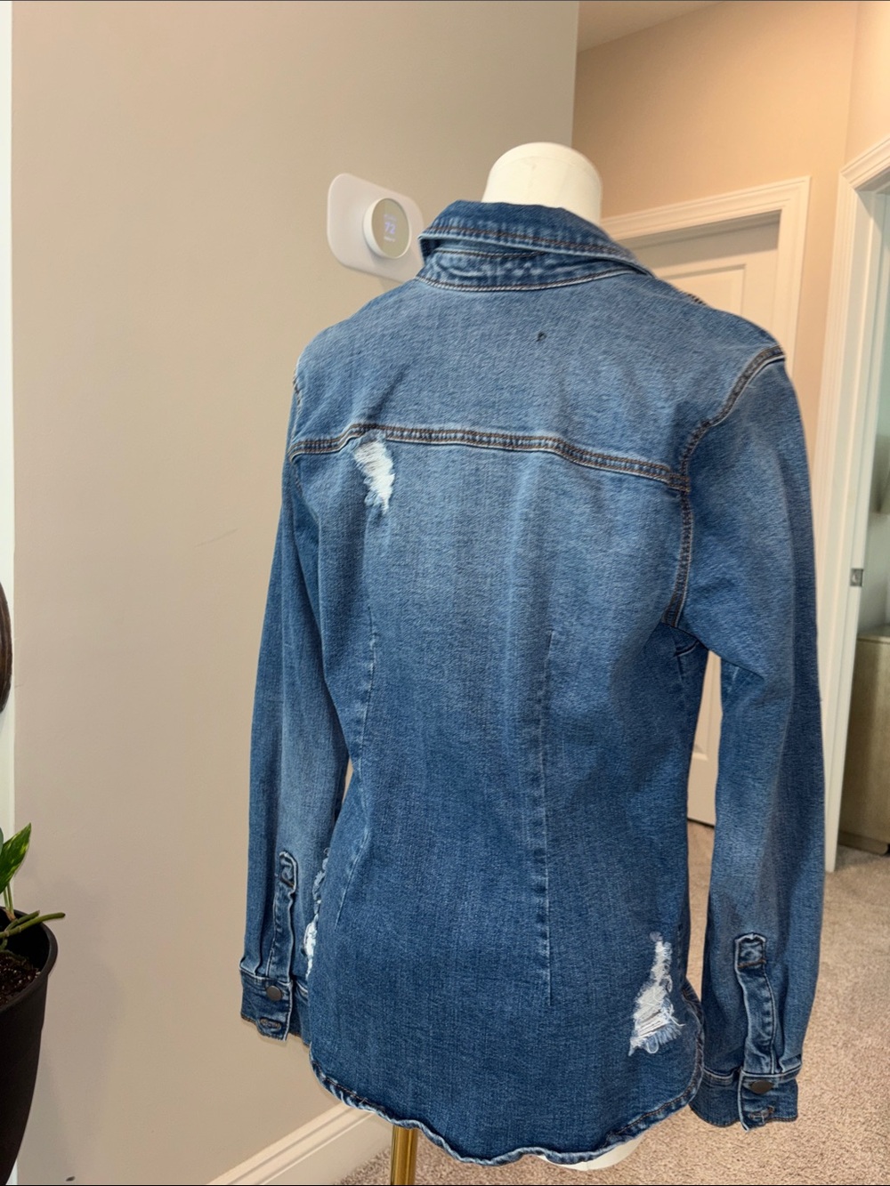 Distressed Blue Denim Button-Up Jacket - Picture 4 of 4